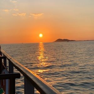 Meet your Posher, Carlos